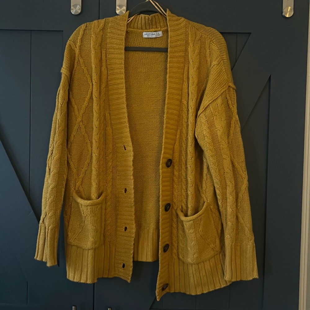 Cable knit cardigan